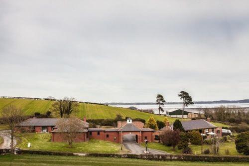 The Old Schoolhouse Inn Comber Exterior photo